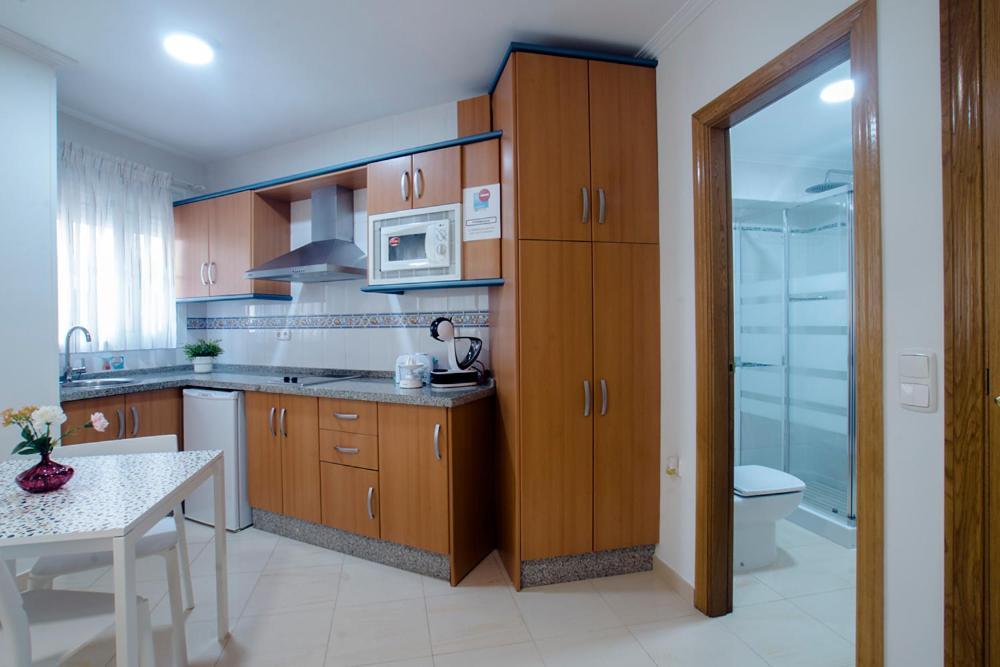 Apartamentos Amat - Only Adult - Playa El Bajondillo Torremolinos Eksteriør bilde