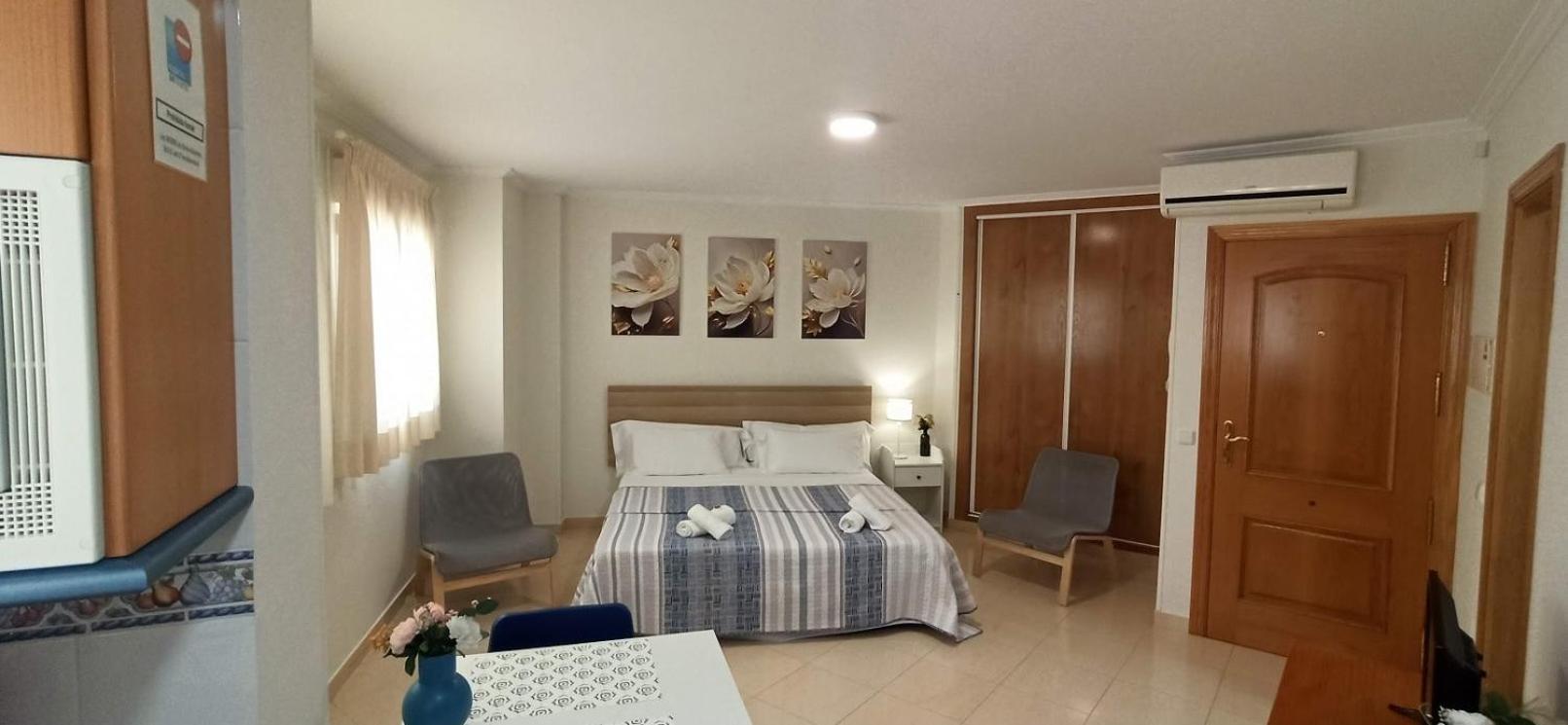 Apartamentos Amat - Only Adult - Playa El Bajondillo Torremolinos Eksteriør bilde